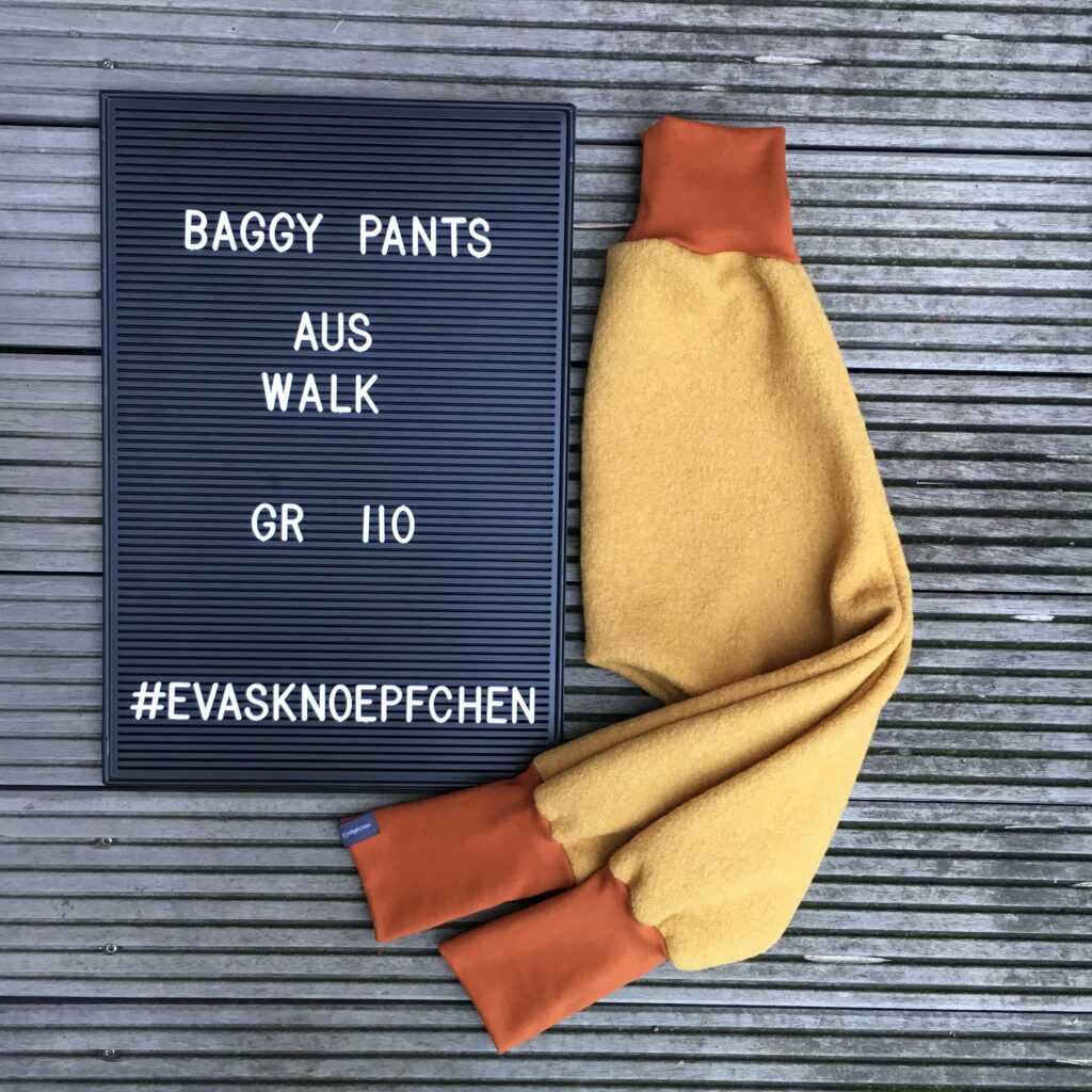 Baggy Pants aus Walk in senf